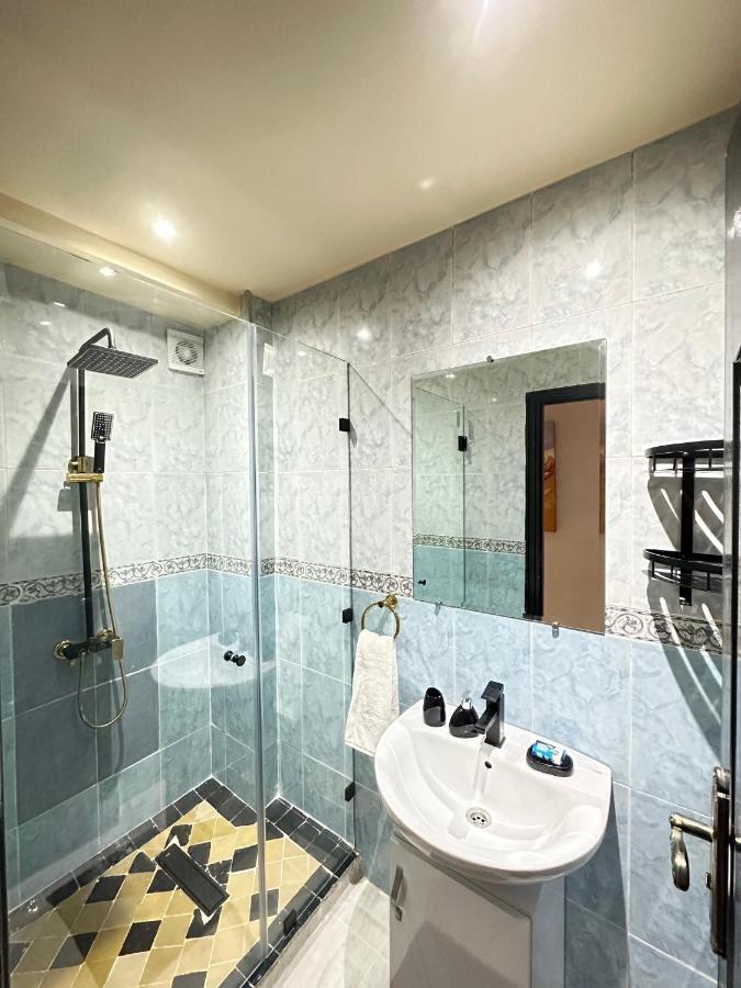 Modern Gueliz 2 Bedroom Appartement